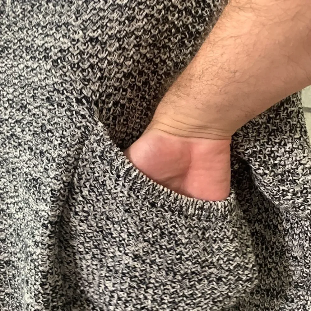 3for$20 sweater m-L - Picture 4 of 5